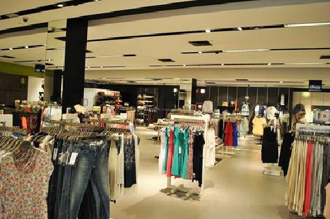 宜良商场里的店面怎么装修？